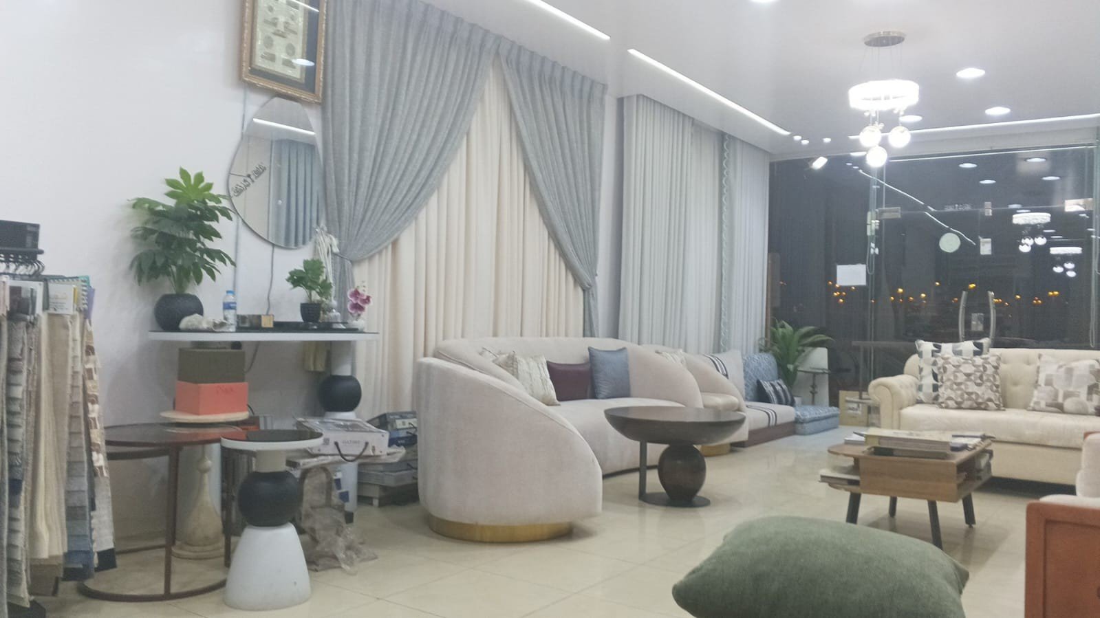 ستائر غرف نوم دبل رول وبلاك أوت